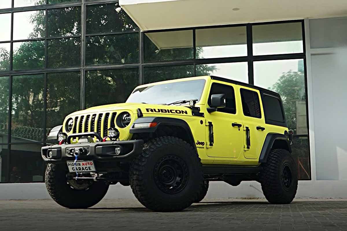 Modifikasi Jeep Rubicon JL 3.600 cc di Pionir Auto Garage Jakarta Transformasi Langka dan Menawan thumbnail