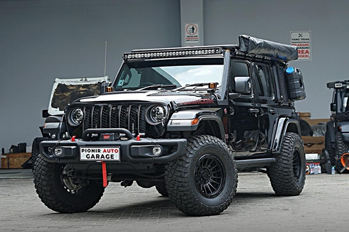 modifikasi jeep rubicon jl overland di pionir auto garage