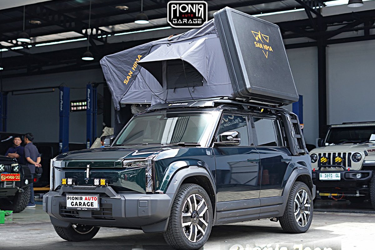 Modifikasi Chery J6 Overland lengkap dengan tenda San Hima, lampu Baja Designs, dan roof rack
