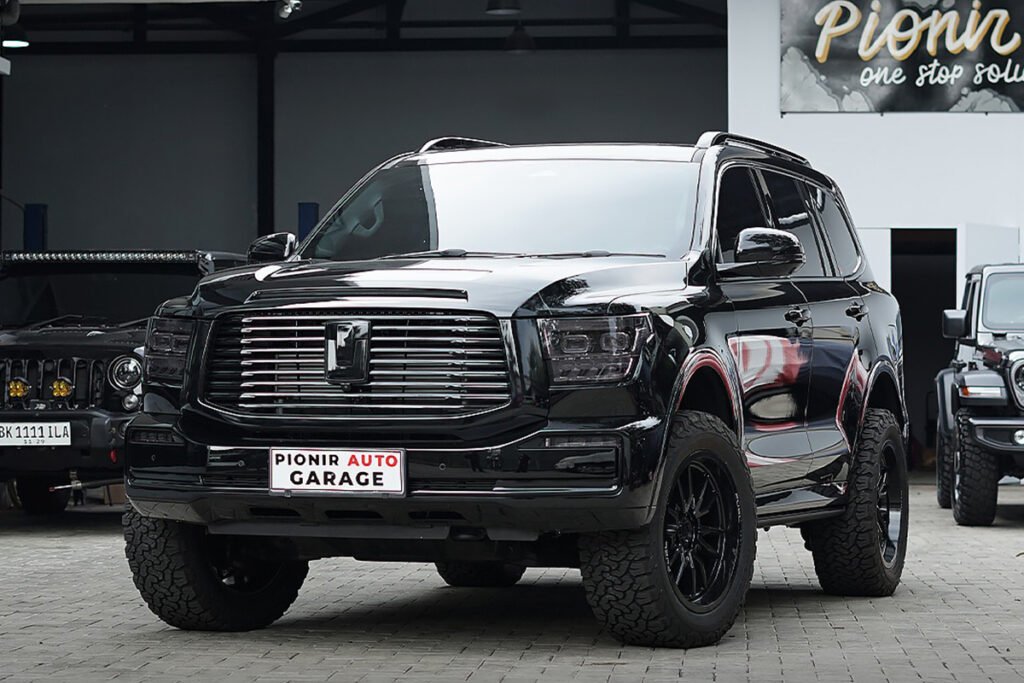 Modifikasi GWM Tank 500 hitam dengan velg Fuel REBEL dan ban BFGoodrich All-Terrain di Pionir Auto Garage