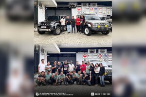 om mobi dan gofar hilman di pionir auto garage
