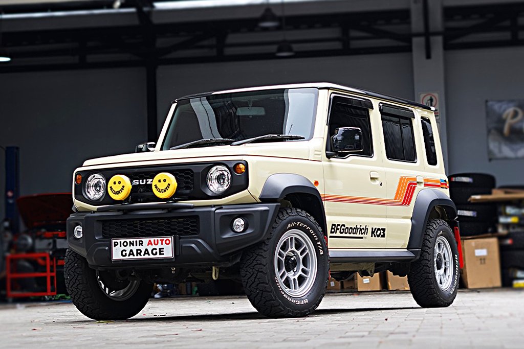 Modifikasi Jimny lampu KC HiLiTES KC Daylighter