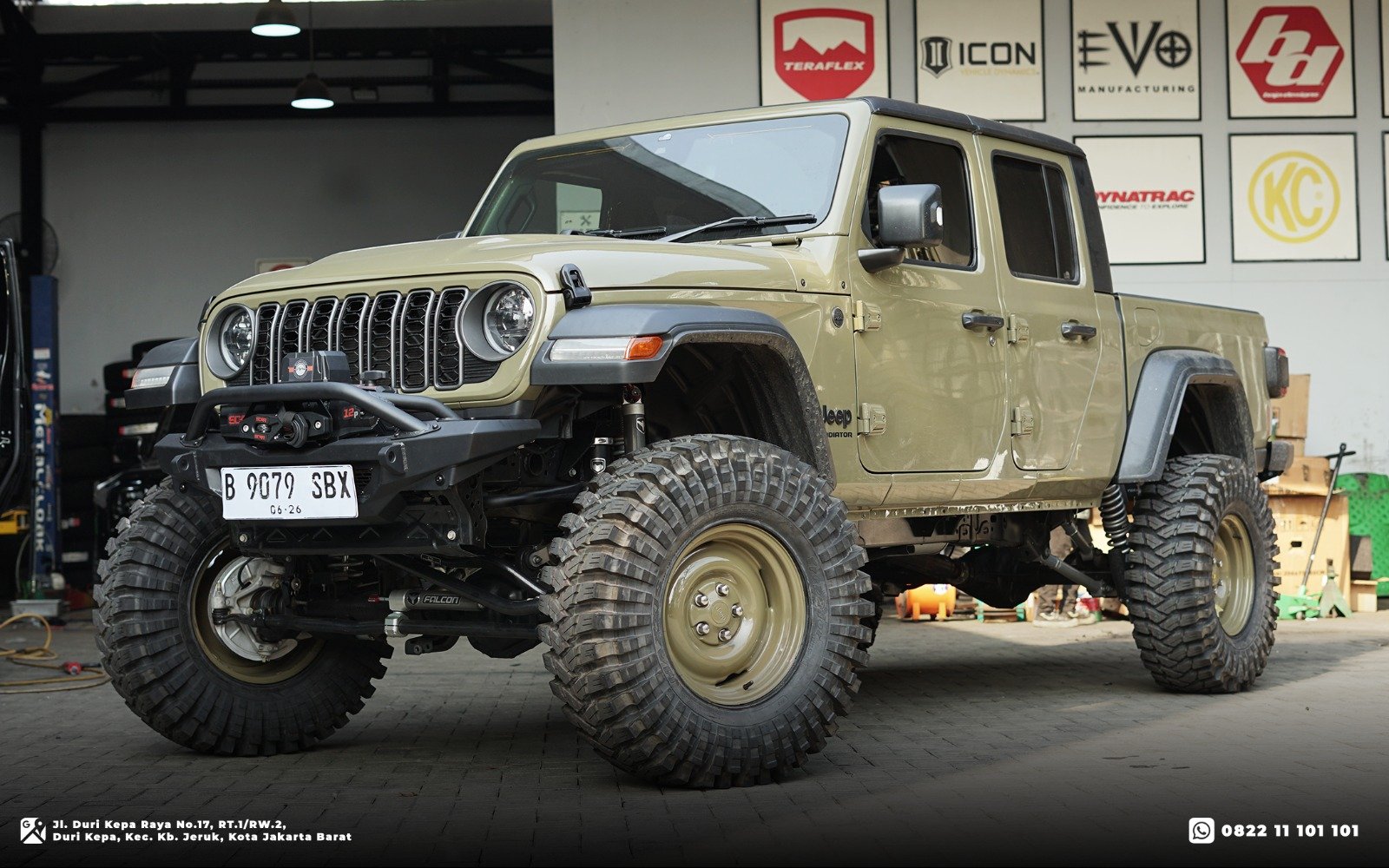 Modifikasi Ekstrem Jeep Gladiator Sport Om Mobi di Pionir Auto Garage